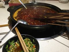 -钢管厂五区小郡肝串串香(滨江店)