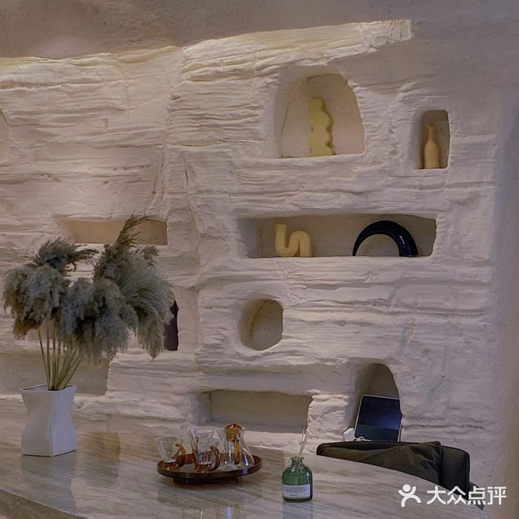 这家青岛洞穴海景民宿太上头‼️ 200块躺看大海