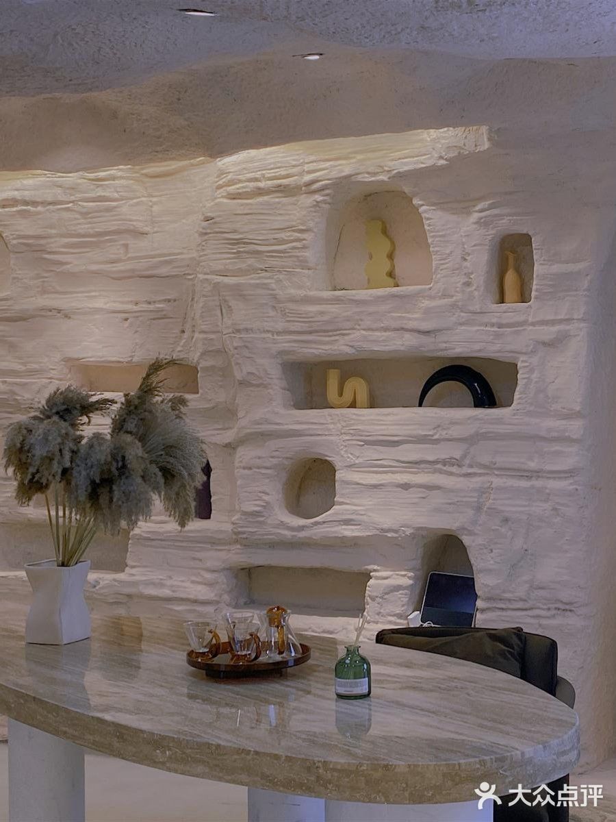 这家青岛洞穴海景民宿太上头‼️ 200块躺看大海