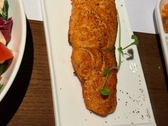 香煎三文鱼条-CAPARESH開府莱舍(望京金辉店)
