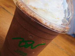 -Chom Cafe and Restaurant