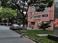 -上海外国语大学(虹口校区)