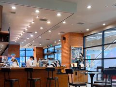 大堂-星巴克(上海虹桥新天地二店)