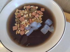 -鲁员外地锅鸡地锅鱼(三墩店)