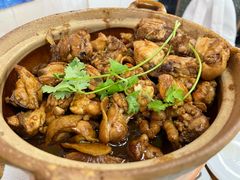 招牌鸡煲-雄伟美食(高沙中街店)