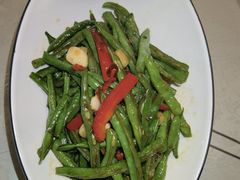 -疆山别院烧烤·新疆菜(铁路局店)