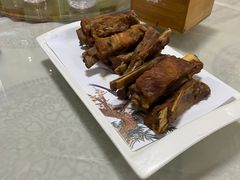 -鸿运美食府