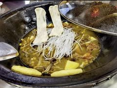 -屯老二农家铁锅炖·行业领军者(梅江店)