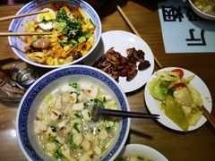 葫芦头泡馍-天发芽·何记葫芦头泡馍·老字号(小南门店)