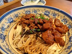 招牌辣肉干拌面-辣肉面大王(天平路店)