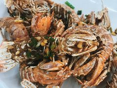 椒盐濑尿虾-红月湾海鲜饭店•沙滩海景(双月湾店)