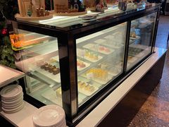 -大中华希尔顿酒店-念自助餐·嗨啤·小龙虾