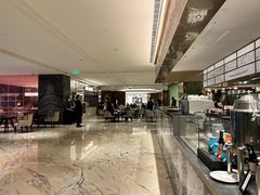 -上海虹桥祥源希尔顿酒店