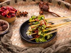 芹菜牛肉-屋头串串(新街里店)