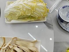 -丹水桥地锅鱼·翘嘴鲌·地方特色全鱼宴(丹江口大坝店)