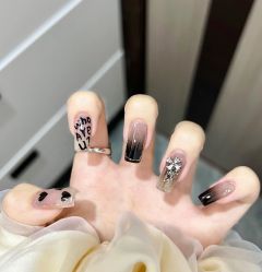 -兔猫ToMoreNails美甲美睫
