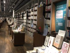 -方所(华润万象城店)