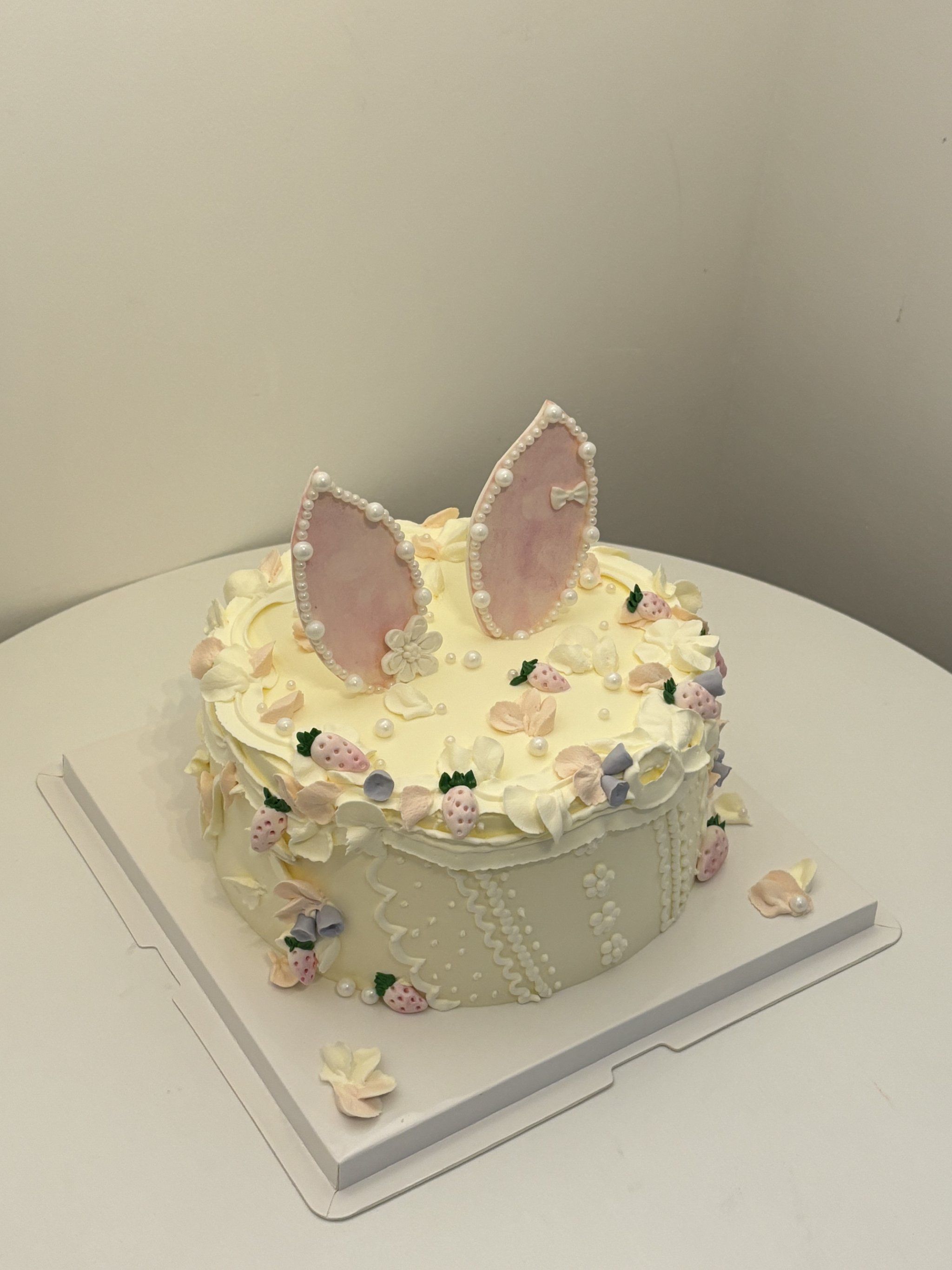 武汉这家款兔耳朵裱花蛋糕也太可爱了吧