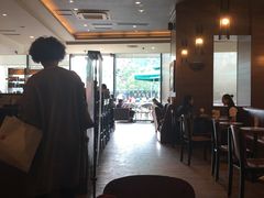 大堂-星巴克臻选(嘉兴海宁银泰城店)