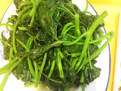 蒜蓉番薯叶-老字号蛇口德记烧腊饭店·海鲜加工