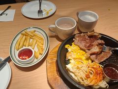 -菲滋意式餐厅(青悦城店)