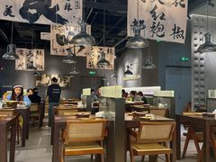 -张翻越·川渝冒菜·武汉黑鸭煲(城北万象城店)