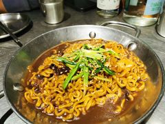 炸酱拉面-富乐满韩国正宗炸鸡韩国料理(虹泉路店)