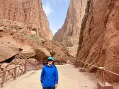 -天山神秘大峡谷