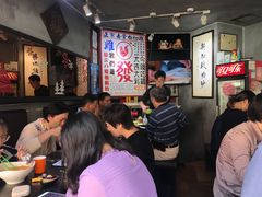 等位区-绿柠食堂(北外滩店)