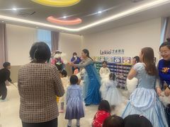 -红黄蓝成长中心(海淀上地店)