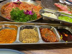 -明洞阿姨·韩式酱蟹烤肉·创意料理(三元桥店)