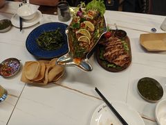 -Molee·泰府(东郊店)
