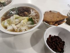 -花溪王记牛肉粉(四季花溪商场店)