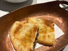 梅干菜烧饼-荣轩(新荣记环球金融中心店)