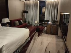 -广州天河希尔顿酒店