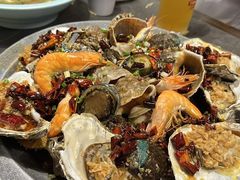 -五谷丰登农家院·地道胶东菜·海鲜烧烤(威海店)
