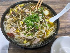 酸菜牛肉丝米线-李米线(武陵路店)