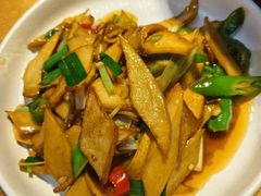 -九锅一堂酸菜鱼(学府凯德店)