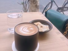 -Onirii Coffee(长乐路店)