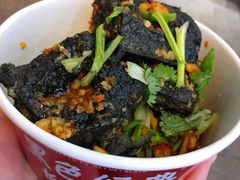 -黑色经典臭豆腐·湖南特产(潇湘文化店)