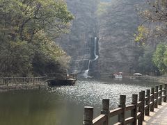 -龙潭大峡谷