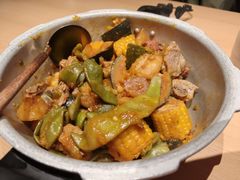 -关东小磨东北菜(上海长风大悦城店)