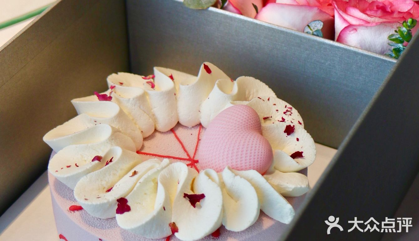 🎂粉色玫瑰蛋糕的浪漫💕 