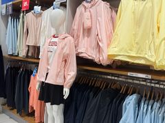 -优衣库(上海金桥国际商业广场店)