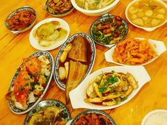 -郭巨人农家食堂(南部商务区店)