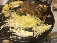 -燚店·铁板鱼蛙·烤肉·烤串(北新桥店)