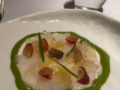 皇帝鱼刺身配小红萝卜和旱金莲醋-Jean Georges