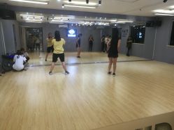 -STAR舞蹈工作室