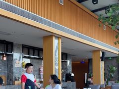 -四月吧餐厅(正阳步行街店)
