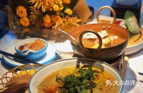 Penang Curry Beef Brisket with Garlic Bread
